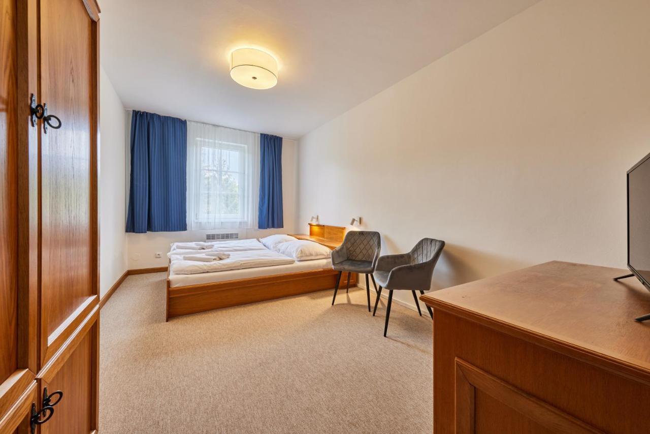 Rudník Hotel Auri מראה חיצוני תמונה